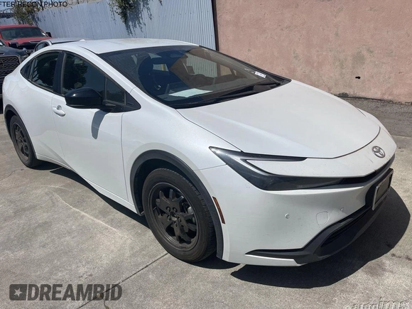 2023 Toyota Prius LE z VIN JTDACAAU1P3001962, wystawiony jako IAAI lot #42424037 z przebiegiem 23 945 mil mil oraz . Historia ofert i sprzedaży dostępna na DreamBid. Obrazek 4.