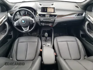 2021 BMW X1 xDrive28i with VIN WBXJG9C02M5T38320, listed as a Copart auction lot 45717075 with 31,300 mi miles and Salvage Title. Bid and sale history available at carsss.com. Image 8.