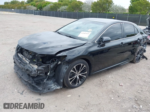 2018 Toyota Camry LE z VIN 4T1B11HK6JU158382, wystawiony jako IAAI lot #42185532 z przebiegiem 94 802 mil mil oraz . Historia ofert i sprzedaży dostępna na DreamBid. Obrazek 18.
