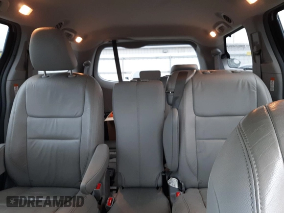 2018 Toyota Sienna XLE Auto Access Seat с VIN 5TDYZ3DC5JS929713, выставлен на аукционе Copart как лот 43368025 с пробегом 125 712 миль миль и На запчасти • Non repairable. История ставок и продаж доступна на DreamBid. Изображение 10.