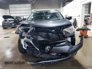 2018 Toyota RAV4 LE with VIN JTMBFREV1JD248395, listed as a Copart auction lot 51752305 with 62,161 mi miles and Salvage Title. Bid and sale history available at DreamBid. Image 5.
