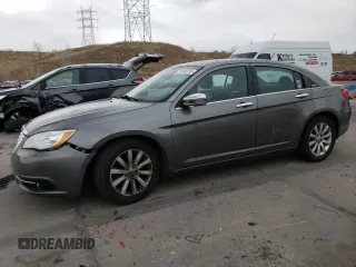 2013 Chrysler 200 Limited with VIN 1C3CCBCG7DN621287, listed as a Copart auction lot 51546235 with 159,953 mi miles and Clean Title. Bid and sale history available at carsss.com. Image 1.