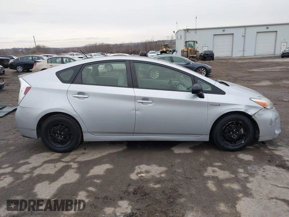 2014 Toyota Prius Four z VIN JTDKN3DU3E1820082, wystawiony jako IAAI lot #41167904 z przebiegiem 134 567 mil mil oraz . Historia ofert i sprzedaży dostępna na DreamBid. Obrazek 14.