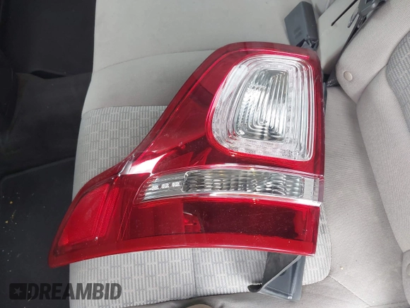 2014 Ford Explorer XLT with VIN 1FM5K8D87EGA87341, listed as a IAAI auction lot 42038883 with 134,029 mi miles and . Bid and sale history available at carsss.com. Image 12.