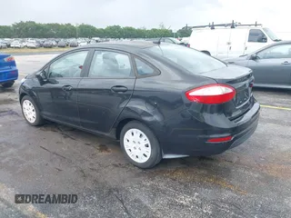 2014 Ford Fiesta S z VIN 3FADP4AJ9EM104704, wystawiony jako IAAI lot #42016647 z przebiegiem 81 826 mil mil oraz . Historia ofert i sprzedaży dostępna na DreamBid. Obrazek 3.
