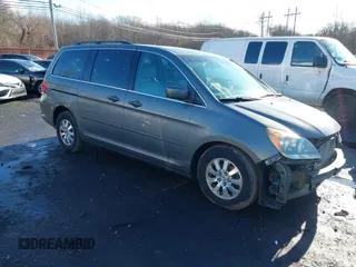 2008 Honda Odyssey EX-L with VIN 5FNRL38708B401000, listed as a IAAI auction lot 41149690 with 111,398 mi miles. Bid and sale history available at carsss.com. Image 1.