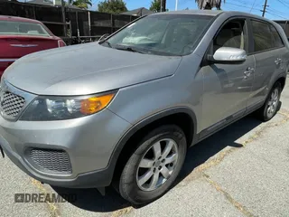 2012 Kia Sorento LX with VIN 5XYKT3A10CG304310, listed as a Copart auction lot 51162655 with 170,281 mi miles and Clean Title. Bid and sale history available at DreamBid. Image 2.