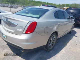2009 Lincoln MKS with VIN 1LNHM94R39G624203, listed as a IAAI auction lot 42036763 with 177,902 mi miles. Bid and sale history available at carsss.com. Image 4.