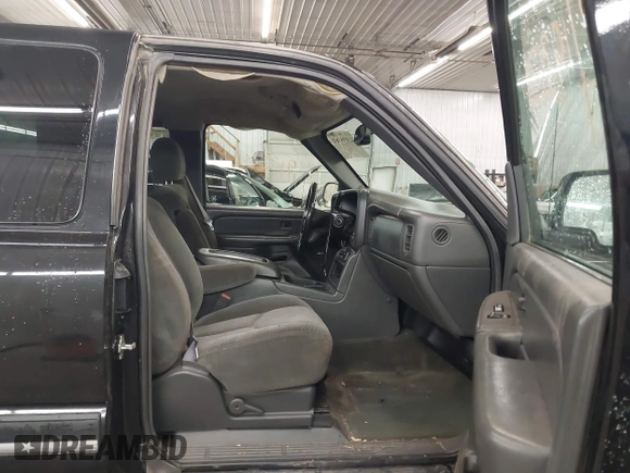 2004 Chevrolet Silverado 1500 Z71 with VIN 2GCEK19T241213741, listed as a IAAI auction lot 41935361 with Not Provided miles and . Bid and sale history available at DreamBid. Image 5.