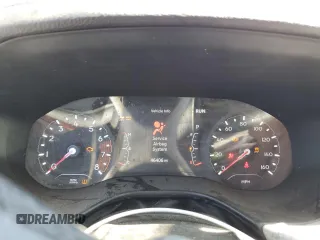 2022 Jeep Compass Latitude Lux z VIN 3C4NJDFB8NT157868, wystawiony jako Copart lot #69143104 z przebiegiem 46 406 mil mil oraz Szkoda całkowita • Salvage title. Historia ofert i sprzedaży dostępna na DreamBid. Obrazek 9.