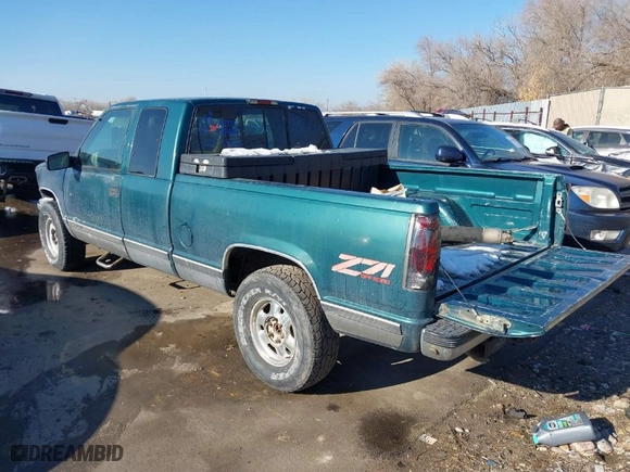 1996 Chevrolet C/K 1500 with VIN 2GCEK19R4T1212450, listed as a IAAI auction lot 41332448 with 135,303 mi miles. Bid and sale history available at carsss.com. Image 3.