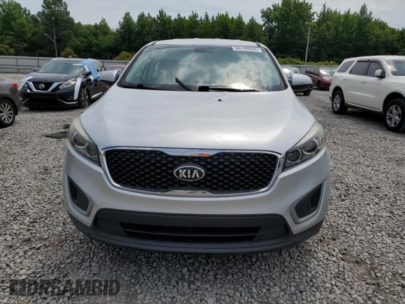 2017 Kia Sorento LX z VIN 5XYPG4A30HG249768, wystawiony jako Copart lot #60749505 z przebiegiem 164 385 mil mil oraz Czysty tytuł • Clean title. Historia ofert i sprzedaży dostępna na DreamBid. Obrazek 5.