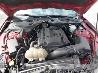 2016 Ford Mustang EcoBoost z VIN 1FA6P8TH5G5333819, wystawiony jako IAAI lot #42327887 z przebiegiem 124 870 mil mil oraz . Historia ofert i sprzedaży dostępna na DreamBid. Obrazek 10.