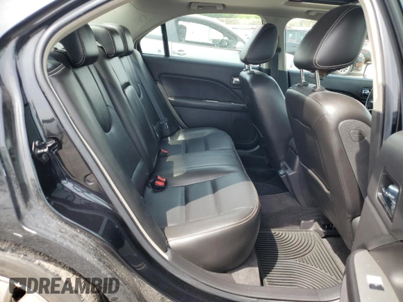 2010 Ford Fusion Hybrid с VIN 3FADP0L34AR129353, выставлен на аукционе Copart как лот 58310725 с пробегом 237 662 миль миль и Списание • Salvage title. История ставок и продаж доступна на DreamBid. Изображение 10.