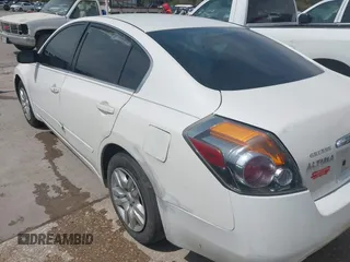 2009 Nissan Altima SL with VIN 1N4AL21E29N413433, listed as a IAAI auction lot 41842545 with 337,719 mi miles and . Bid and sale history available at DreamBid. Image 6.