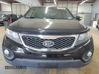 2013 Kia Sorento LX with VIN 5XYKT4A19DG387680, listed as a Copart auction lot 72417584 with 168,852 mi miles and Clean title. Bid and sale history available at DreamBid. Image 5.