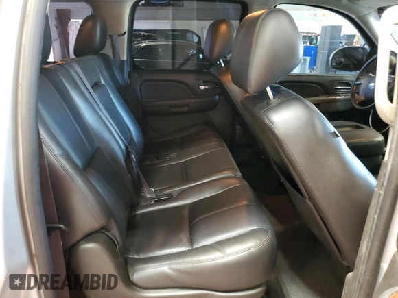2014 Chevrolet Suburban LT with VIN 1GNSKJE77ER120211, listed as a Copart auction lot 62469424 with 213,282 mi miles and Salvage Title. Bid and sale history available at carsss.com. Image 11.
