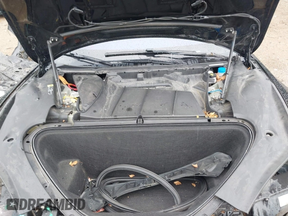 2018 Tesla Model S 75D with VIN 5YJSA1E21JF283971, listed as a IAAI auction lot 42507010 with 117,934 mi miles and . Bid and sale history available at DreamBid. Image 10.