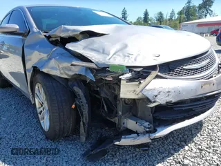 2015 Chrysler 200 Limited with VIN 1C3CCCAB1FN595950, listed as a IAAI auction lot 42627486 with 217,578 mi miles and . Bid and sale history available at DreamBid. Image 6.