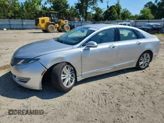 2014 Lincoln MKZ Hybrid z VIN 3LN6L2LU6ER819769, wystawiony jako Copart lot #65645965 z przebiegiem 142 623 mil mil oraz Szkoda całkowita • Salvage title. Historia ofert i sprzedaży dostępna na DreamBid. Obrazek 1.