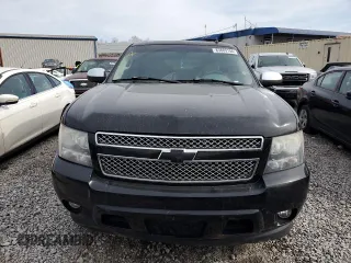 2008 Chevrolet Suburban 3LT z VIN 1GNFC16J28J158036, wystawiony jako Copart lot #83889104 z przebiegiem 189 822 mil mil oraz Szkoda całkowita • Salvage title. Historia ofert i sprzedaży dostępna na DreamBid. Obrazek 5.