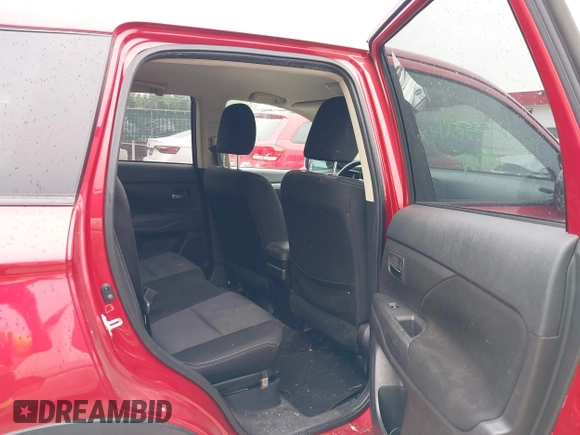 2018 Mitsubishi Outlander ES z VIN JA4AZ3A35JZ019378, wystawiony jako IAAI lot #42365556 z przebiegiem 98 449 mil mil oraz . Historia ofert i sprzedaży dostępna na DreamBid. Obrazek 8.