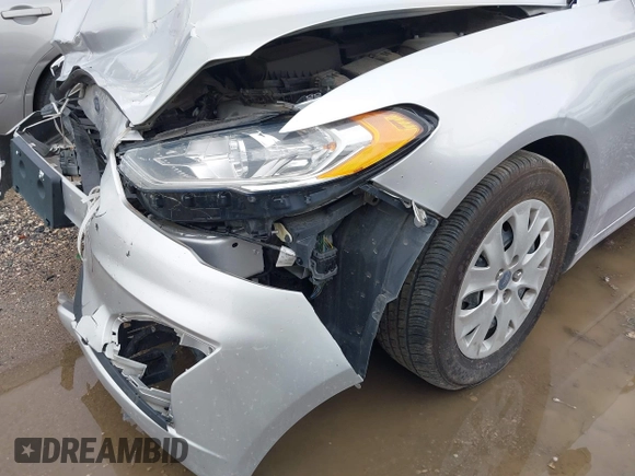 2019 Ford Fusion S with VIN 3FA6P0G71KR275393, listed as a IAAI auction lot 41827288 with 108,160 mi miles and . Bid and sale history available at DreamBid. Image 19.