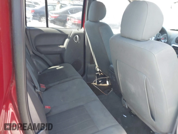 2007 Jeep Liberty Limited with VIN 1J4GK58K37W594810, listed as a IAAI auction lot 41850076 with 266,917 mi miles and . Bid and sale history available at DreamBid. Image 8.
