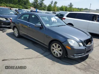 2013 Mercedes-Benz E 350 Luxury with VIN WDDHF8JB0DA738385, listed as a Copart auction lot 60824075 with 147,873 mi miles and Non repairable. Bid and sale history available at DreamBid. Image 4.