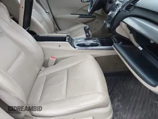 2013 Acura RDX with VIN 5J8TB4H31DL000804, listed as a IAAI auction lot 41924991 with Not Provided miles and . Bid and sale history available at carsss.com. Image 5.