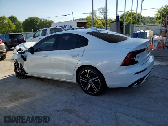 2021 Volvo S60 R-Design with VIN 7JRBR0FM9MG112271, listed as a Copart auction lot 50967593 with 30,776 mi miles. Bid and sale history available at carsss.com. Image 2.