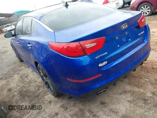 2015 Kia Optima SX Turbo with VIN 5XXGR4A62FG370758, listed as a IAAI auction lot 41631878 with 161,548 mi miles. Bid and sale history available at carsss.com. Image 3.