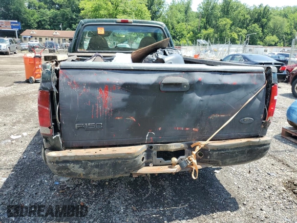 2000 Ford F-250 XL с VIN 1FTNF20L2YEC41003, выставлен на аукционе Copart как лот 60783275 с пробегом 228 584 миль миль и Списание • Salvage title. История ставок и продаж доступна на DreamBid. Изображение 6.