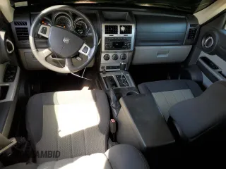 2010 Dodge Nitro SXT with VIN 1D4PU5GK0AW131941, listed as a Copart auction lot 57572845 with 125,366 mi miles and Clean title. Bid and sale history available at DreamBid. Image 8.