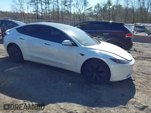 2025 Tesla Model 3 Long Range with VIN 5YJ3E1EB4SF914979, listed as a IAAI auction lot 41695023 with 2,263 mi miles and . Bid and sale history available at DreamBid. Image 1.