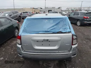 2017 Jeep Compass High Altitude with VIN 1C4NJDEB8HD100971, listed as a IAAI auction lot 42044082 with 94,486 mi miles. Bid and sale history available at carsss.com. Image 16.