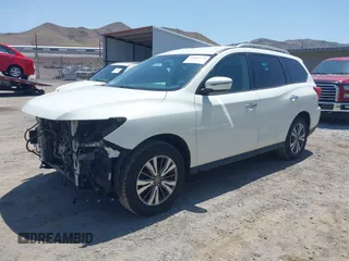 2017 Nissan Pathfinder SL with VIN 5N1DR2MM1HC636397, listed as a IAAI auction lot 42404379 with 135,858 mi miles and . Bid and sale history available at DreamBid. Image 18.