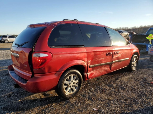 2005 Chrysler Town & Country with VIN 1C4GP45R15B370670, listed as a Copart auction lot 84885564 with 216,811 mi miles and Salvage Title. Bid and sale history available at carsss.com. Image 3.