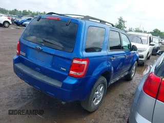 2012 Ford Escape XLT z VIN 1FMCU0DG4CKC85718, wystawiony jako IAAI lot #42711096 z przebiegiem 153 262 mil mil oraz . Historia ofert i sprzedaży dostępna na DreamBid. Obrazek 4.