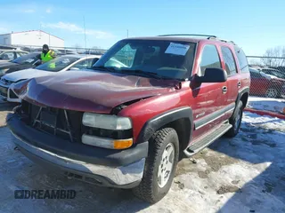 2001 Chevrolet Tahoe LT with VIN 1GNEK13T71J315151, listed as a IAAI auction lot 41340090 with 209,919 mi miles. Bid and sale history available at carsss.com. Image 2.