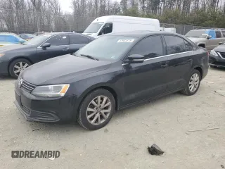 2013 Volkswagen Jetta Sedan SE with VIN 3VWDP7AJ3DM438377, listed as a Copart auction lot 47933375 with 127,319 mi miles and Salvage Title. Bid and sale history available at carsss.com. Image 1.