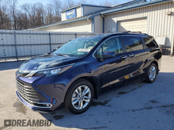 2024 Toyota Sienna XLE with VIN 5TDJSKFC6RS109729, listed as a Copart auction lot 49429595 with 17,404 mi miles and Salvage Title. Bid and sale history available at DreamBid. Image 1.