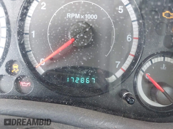 2007 Jeep Liberty Sport with VIN 1J4GL48K57W561086, listed as a IAAI auction lot 42094277 with 172,867 mi miles. Bid and sale history available at carsss.com. Image 7.