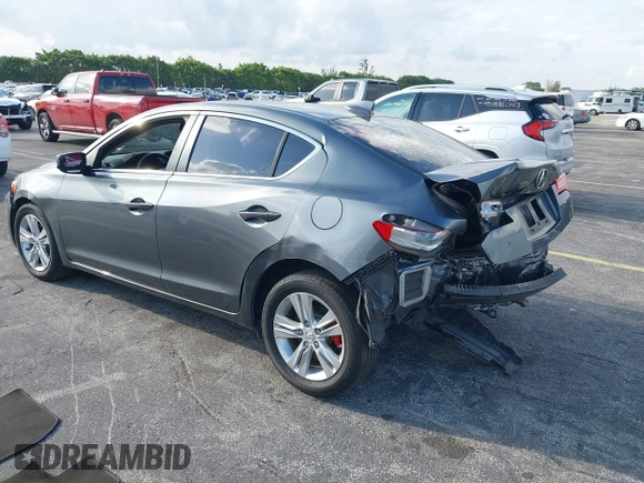 2013 Acura ILX with VIN 19VDE1F32DE021447, listed as a IAAI auction lot 41730382 with 165,223 mi miles. Bid and sale history available at carsss.com. Image 3.