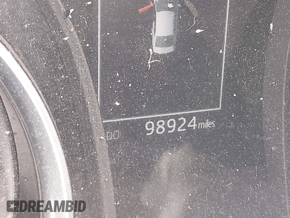 2018 Toyota Camry LE z VIN 4T1B11HK8JU517019, wystawiony jako IAAI lot #42220646 z przebiegiem 98 924 mil mil oraz . Historia ofert i sprzedaży dostępna na DreamBid. Obrazek 7.
