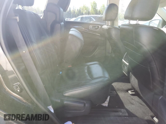 2015 Infiniti QX60 z VIN 5N1AL0MM7FC518165, wystawiony jako Copart lot #56106235 z przebiegiem 131 762 mil mil oraz Szkoda całkowita • Salvage title. Historia ofert i sprzedaży dostępna na DreamBid. Obrazek 11.