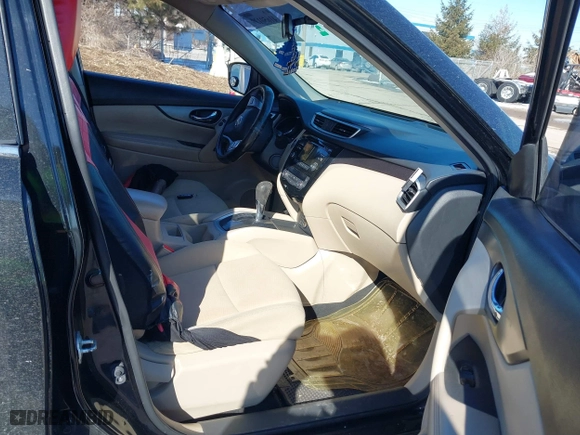 2016 Nissan Rogue S with VIN KNMAT2MV0GP620040, listed as a IAAI auction lot 41650139 with 96,867 mi miles. Bid and sale history available at carsss.com. Image 5.