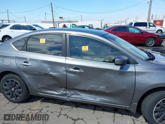 2015 Nissan Sentra SV z VIN 3N1AB7AP6FL681976, wystawiony jako IAAI lot #41900869 z przebiegiem Nie podano mil oraz . Historia ofert i sprzedaży dostępna na DreamBid. Obrazek 13.