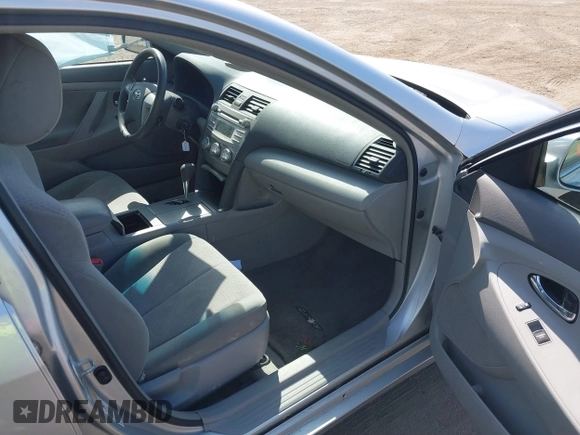 2011 Toyota Camry LE with VIN 4T4BF3EK6BR187499, listed as a IAAI auction lot 41800072 with 186,062 mi miles. Bid and sale history available at carsss.com. Image 5.