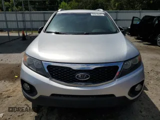 2013 Kia Sorento LX with VIN 5XYKT4A68DG365097, listed as a Copart auction lot 52870425 with 120,488 mi miles and Clean Title. Bid and sale history available at carsss.com. Image 5.